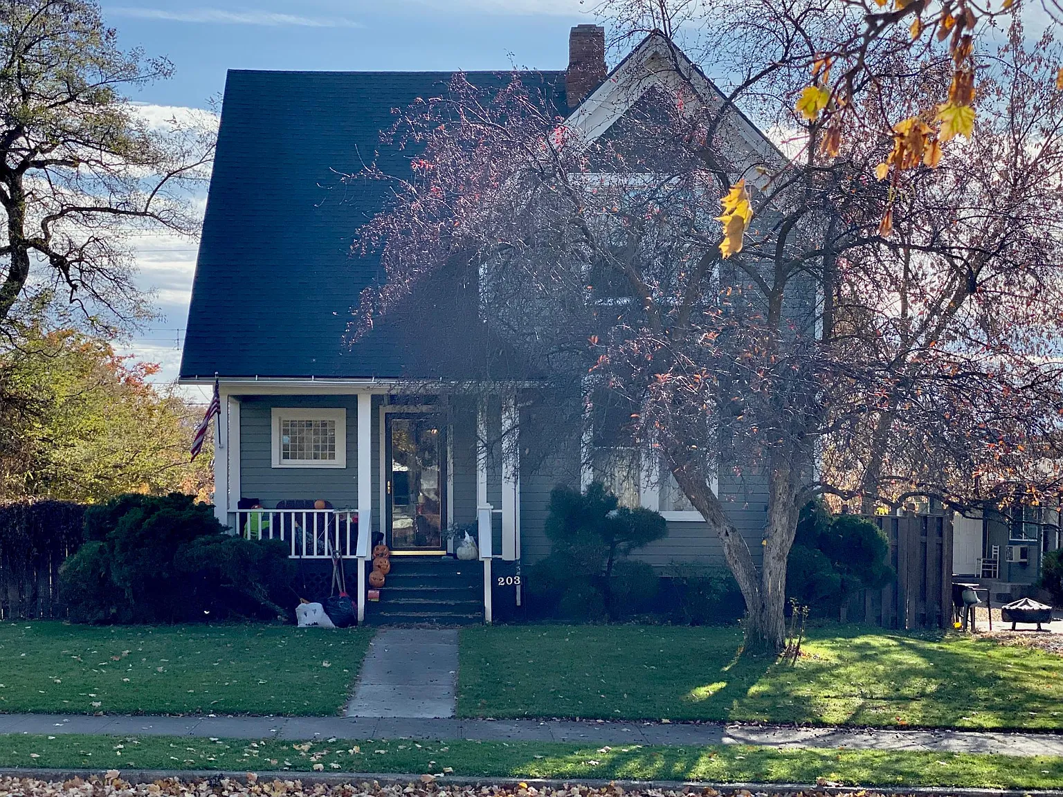 4 bed, 1800 sqft, $2,395 — Photo 3