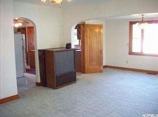 1012 Buffalo St, Conneaut, OH 44030