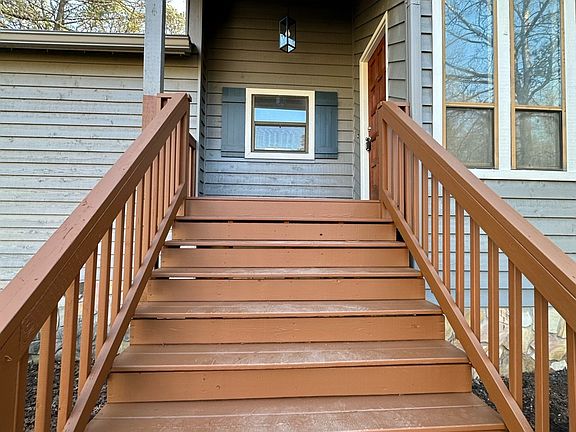 2nd image of 1327 E Shiloh Trl