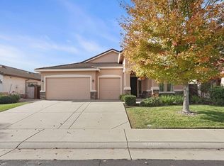 8708 Red Clover Way, Elk Grove, CA 95624