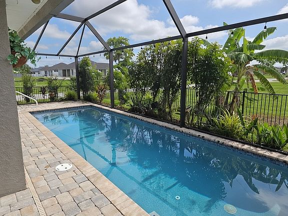 4th image of 2711 Nelson Rd N