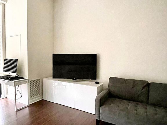 5th image of 2380 Waterview Dr #421