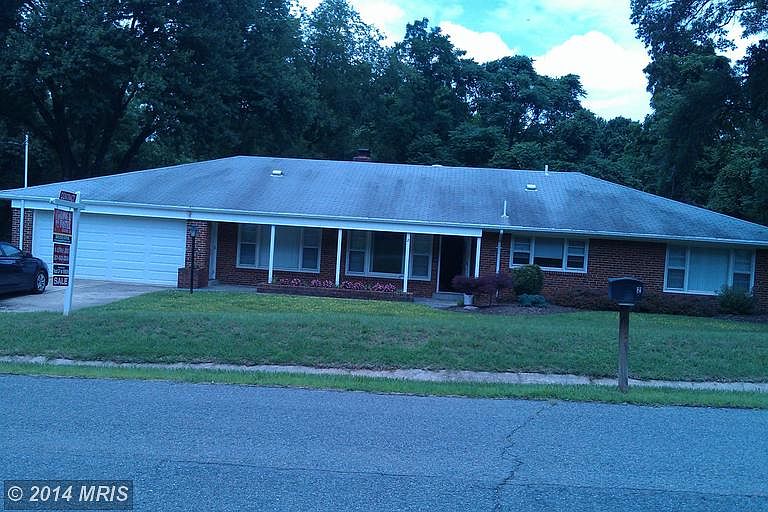 2nd image of 2 Balmoral Dr E