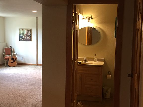 5th image of 27750 Silver Spur St