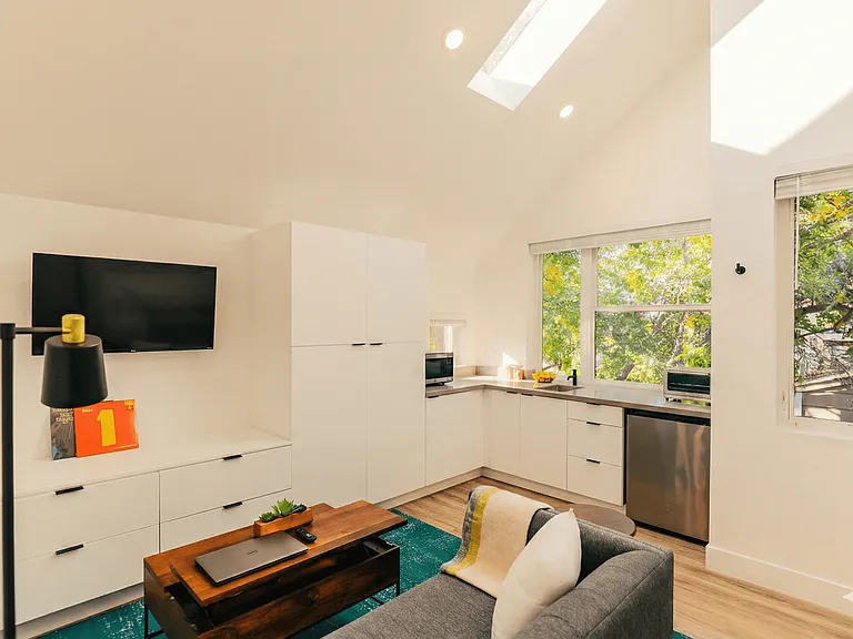 ArtHaus Linden — Photo 10