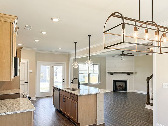 3rd image of 219 Winchester Dr #37
