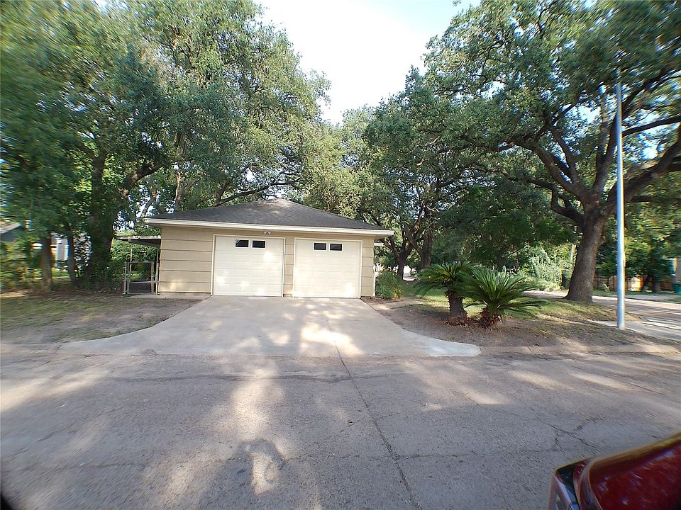 1st image of 601 Fresa Rd