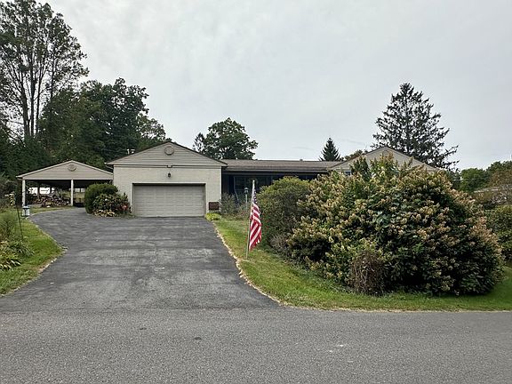 3rd image of 1709 Edgewood Dr