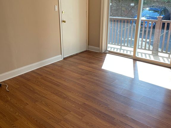 3rd image of 770 W Ferry St APT 20A