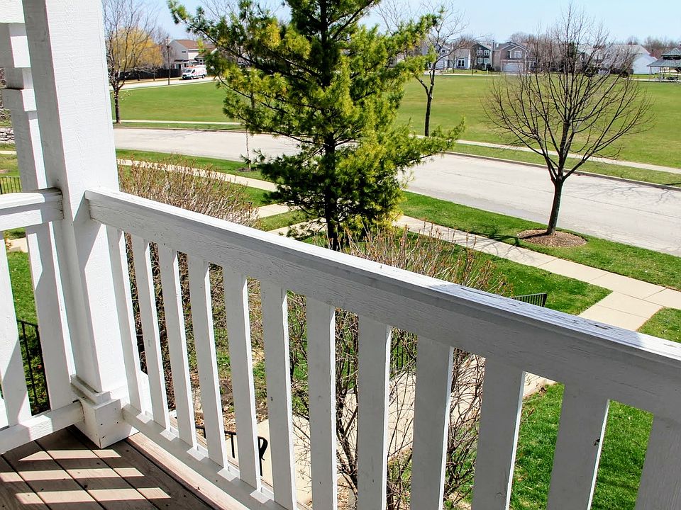 1541 Sauganash Ct, Gurnee, IL 60031 Zillow