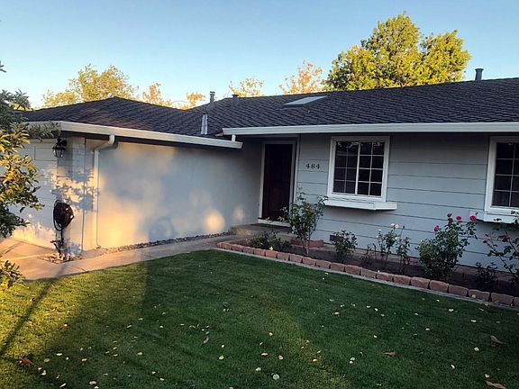 2nd image of 484 Safari Dr