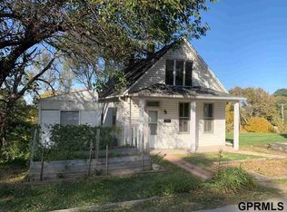 210 Cedar St, Omaha, NE 68108
