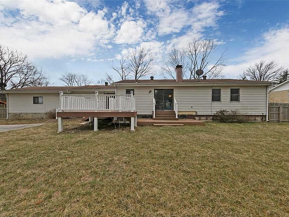 3rd image of 9527 Huron Dr