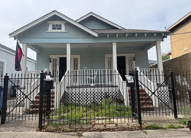 1928 Burdette St — Photo 1