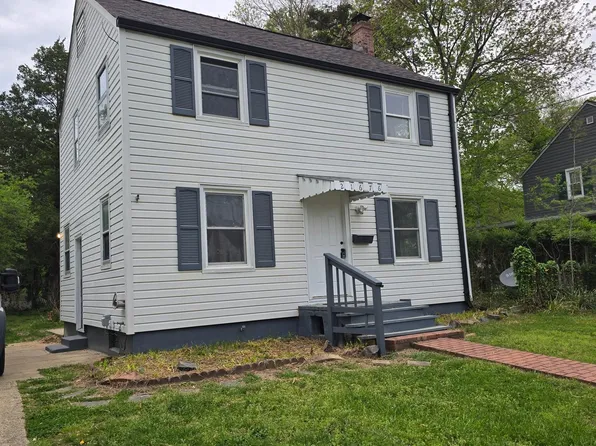 21676 N Essex Dr, Lexington Park, MD 20653