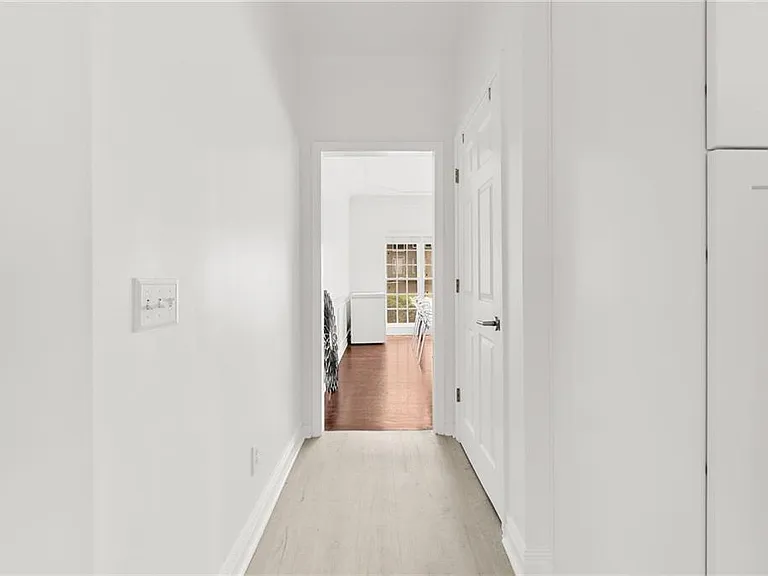 790 Milton Oaks Dr — Photo 12
