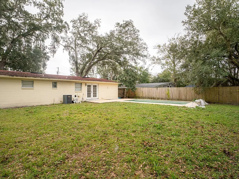 385 Dunwoodie Rd — Photo 20