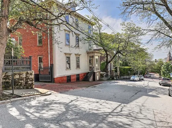43 Congdon St, Providence, RI 02906