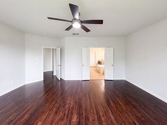 4th image of 1501 Martin Creek Dr
