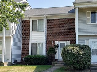 407 Yorkshire Sq, Bolingbrook, IL 60440