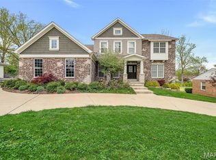 1316 Bopp Rd, Saint Louis, MO 63131