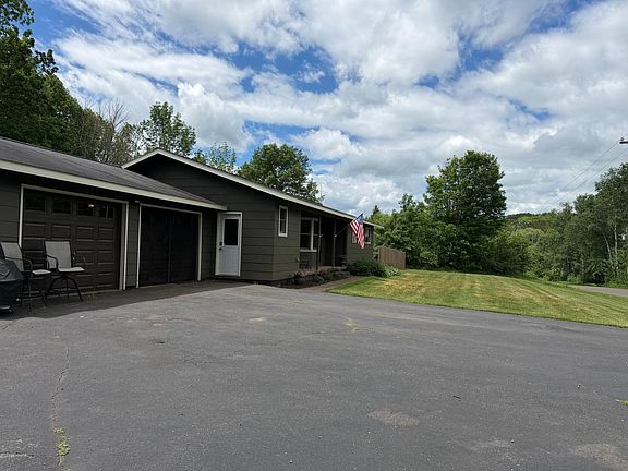 4th image of 1001 Tilden Rd