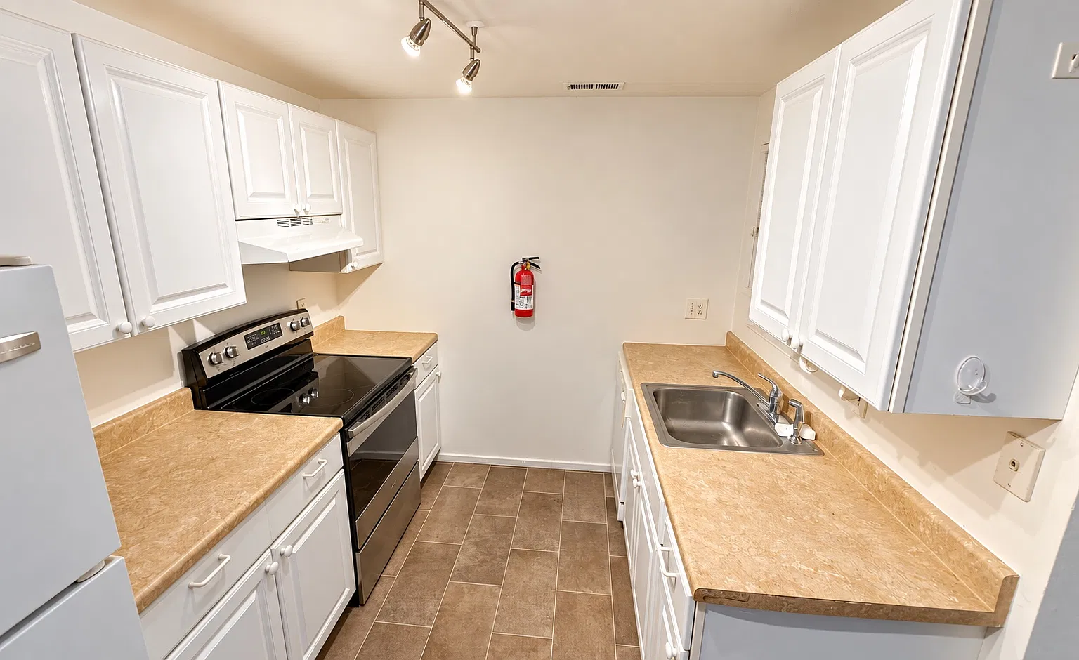 1 bed, 578 sqft, $1,750 — Photo 4