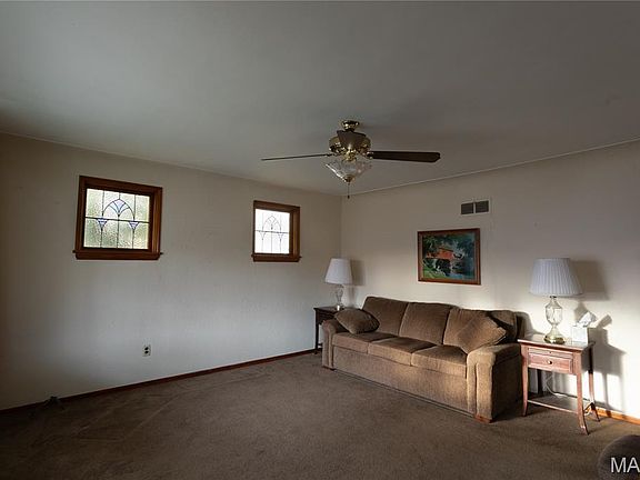 5th image of 2152 Starling Airport Rd