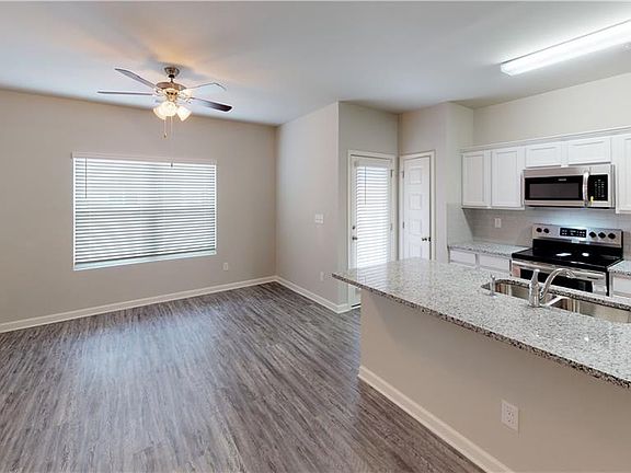 3rd image of 4048 Kingsbrook Blvd