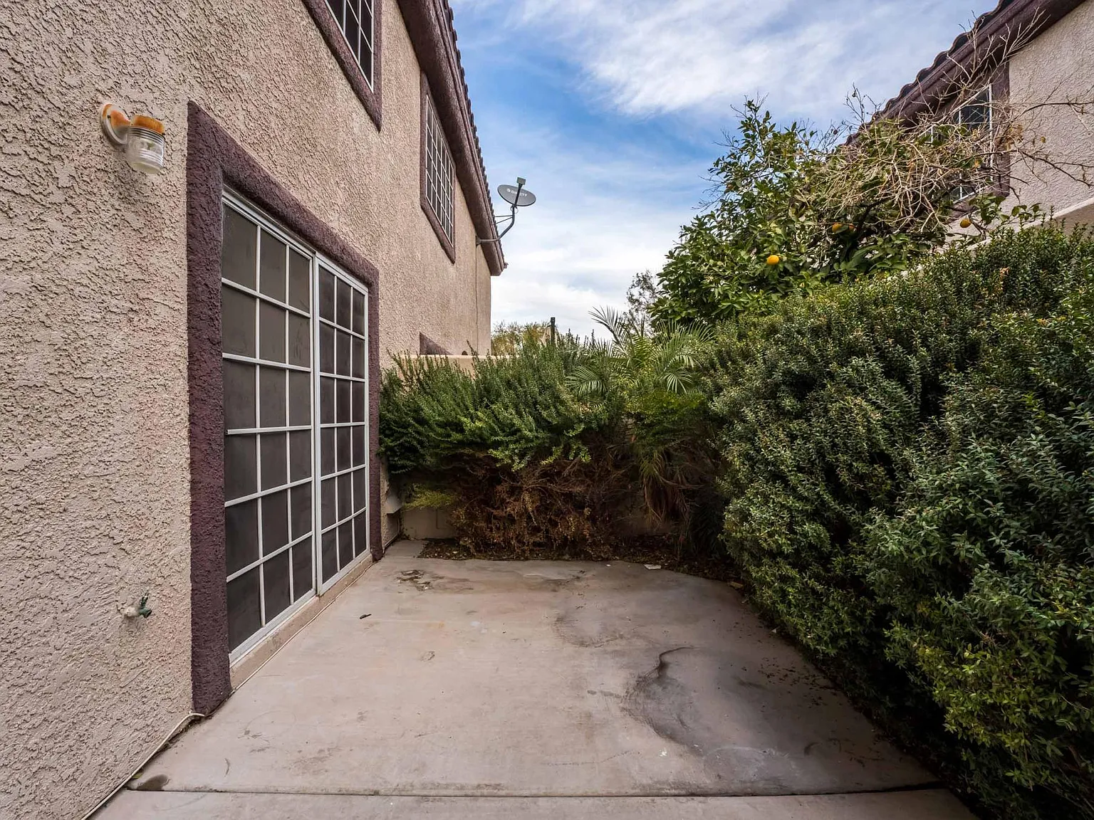 3 bed, 2.5 bath, 1523 sqft, $1,950 — Photo 4