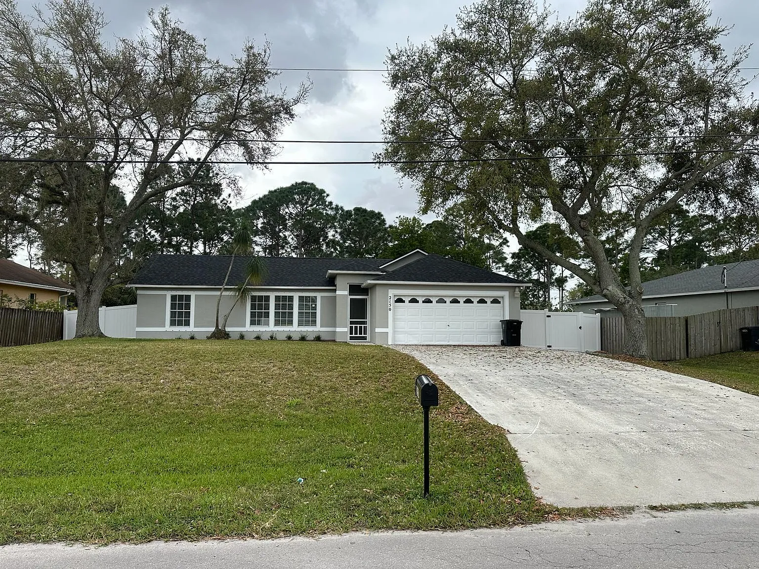 3 bed, 2.0 bath, 1412 sqft, $2,600 — Photo 1