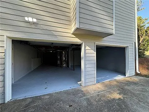 720 Shannon Green Cir SW — Photo 29