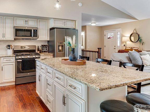 5th image of 605 Candice Ct