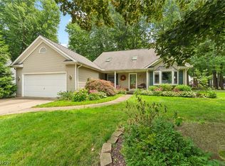 6545 Steinbeck Ct, North Ridgeville, OH 44039