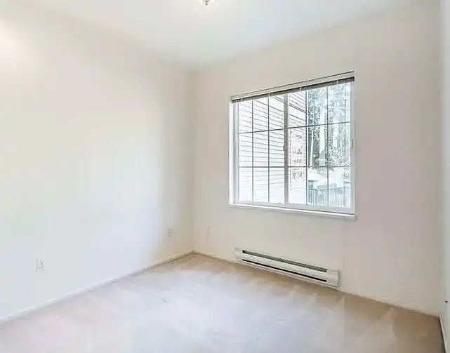 5555 13a Ave #106 — Photo 9