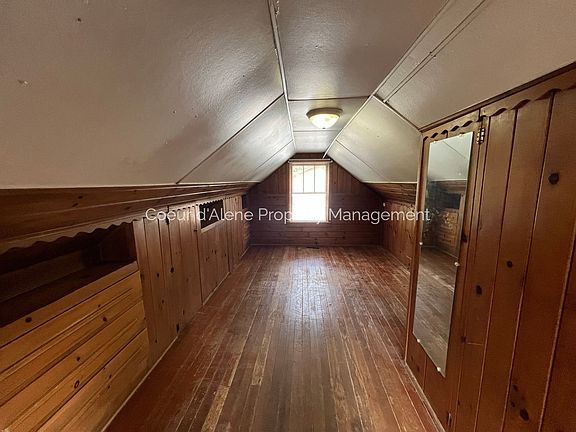 4th image of 518 S 10th Pl
