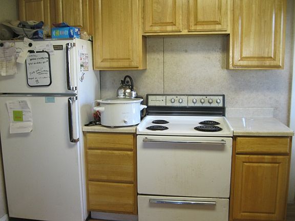 5th image of 503 Woodbury St