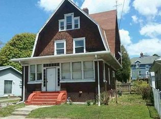 217 Lighthouse St, Erie, PA 16507