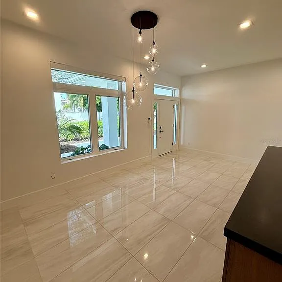 1359 Harbor Dr — Photo 12