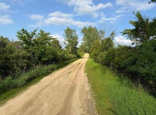 Canoe Rd, Strawberry Pt, IA 52076