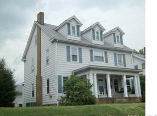 1521 17th St, Parkersburg, WV 26101