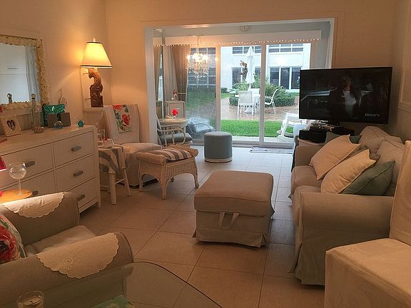 4th image of 3851 N Ocean Blvd #1140