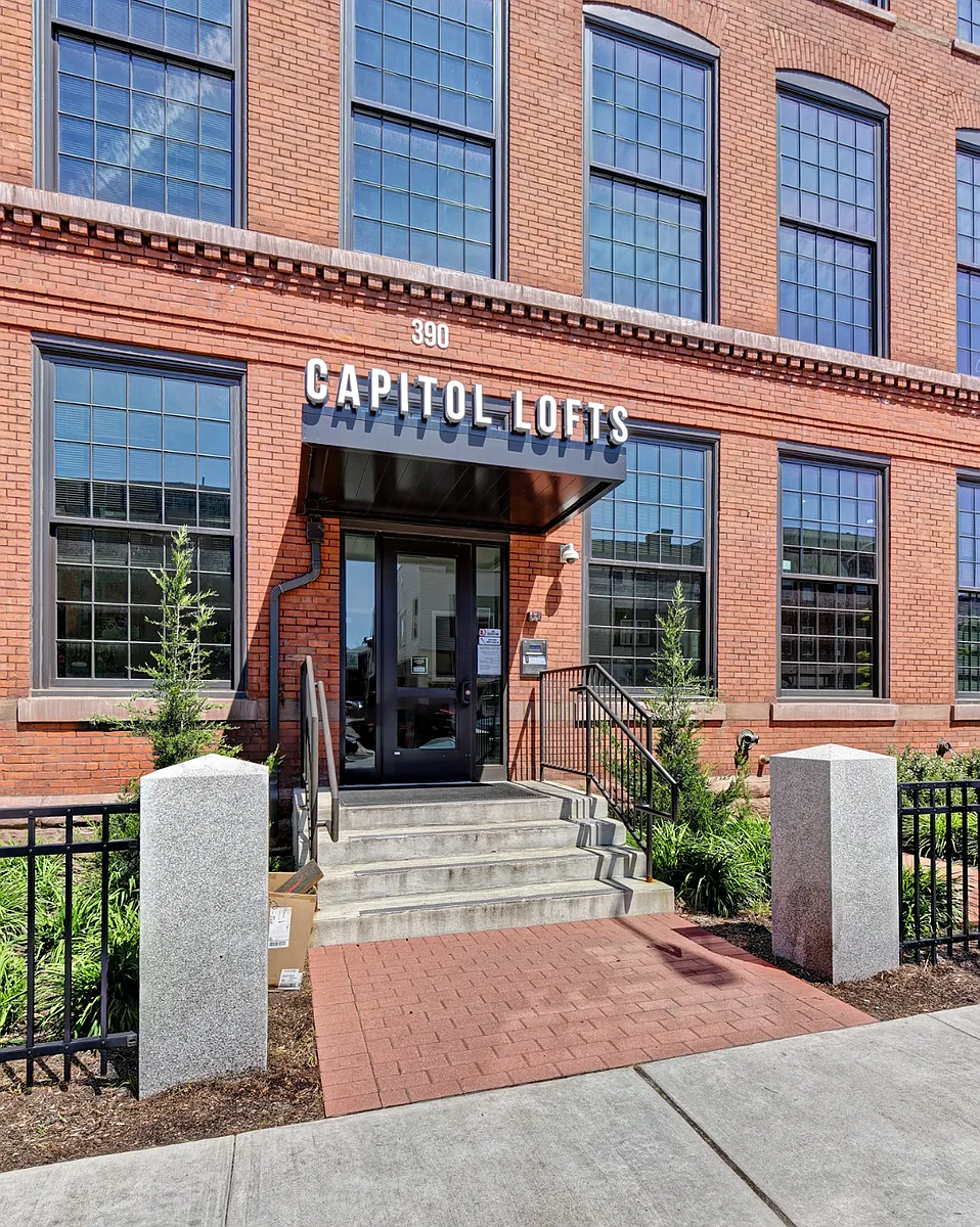 Building Photo - 390 Capitol Lofts #3__