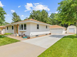 1730 Atlantic St N, Maplewood, MN 55109