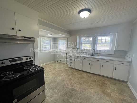 4th image of 907 W Cooksey Dr #A