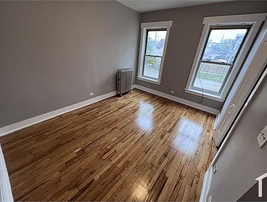2nd image of 6901 S Prairie Ave #309-1