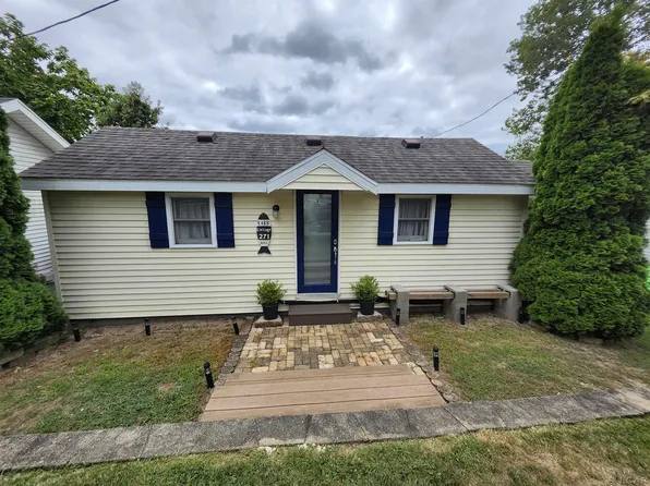 271 E Rose Lake Rd, Coldwater, MI 49036