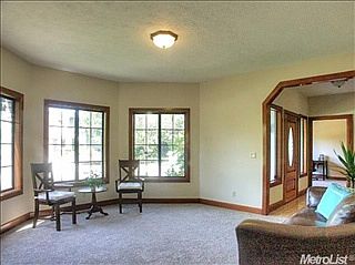 2nd image of 271 Audubon Cir