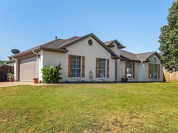 2nd image of 337 Dalhart Dr