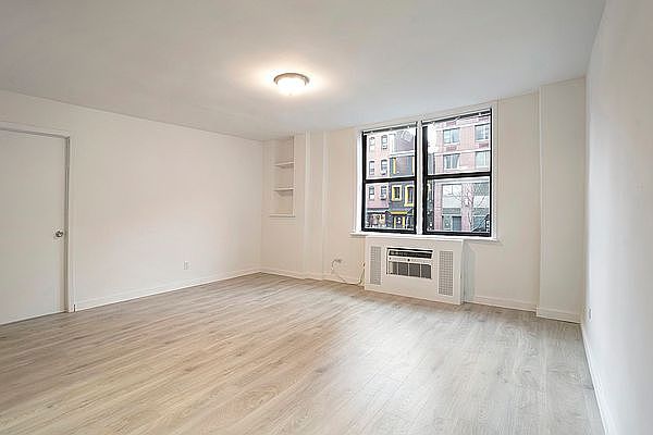 1st image of 530 2nd Ave Unit 2C